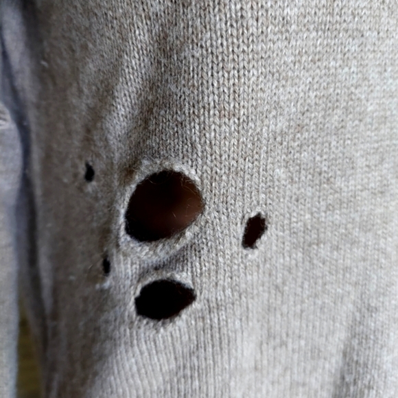 autumn cashmere Distressed Crew Neck Sweater - Picture 5 of 15